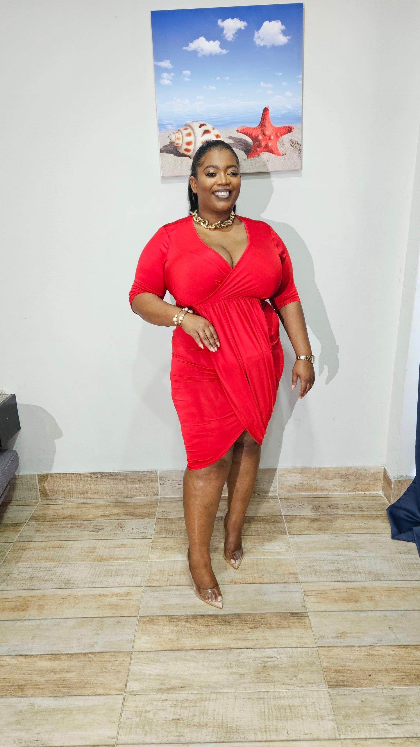 CHICA VENETIAN RUCHED DRESS || Red
