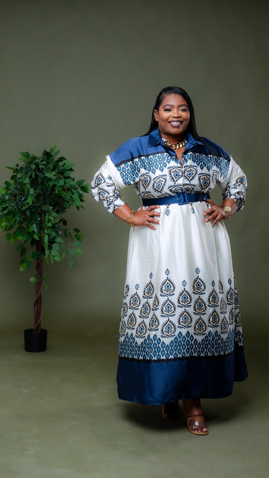 Graphic Mosaic Maxi Dress || Blue – Curvy Definition Plus
