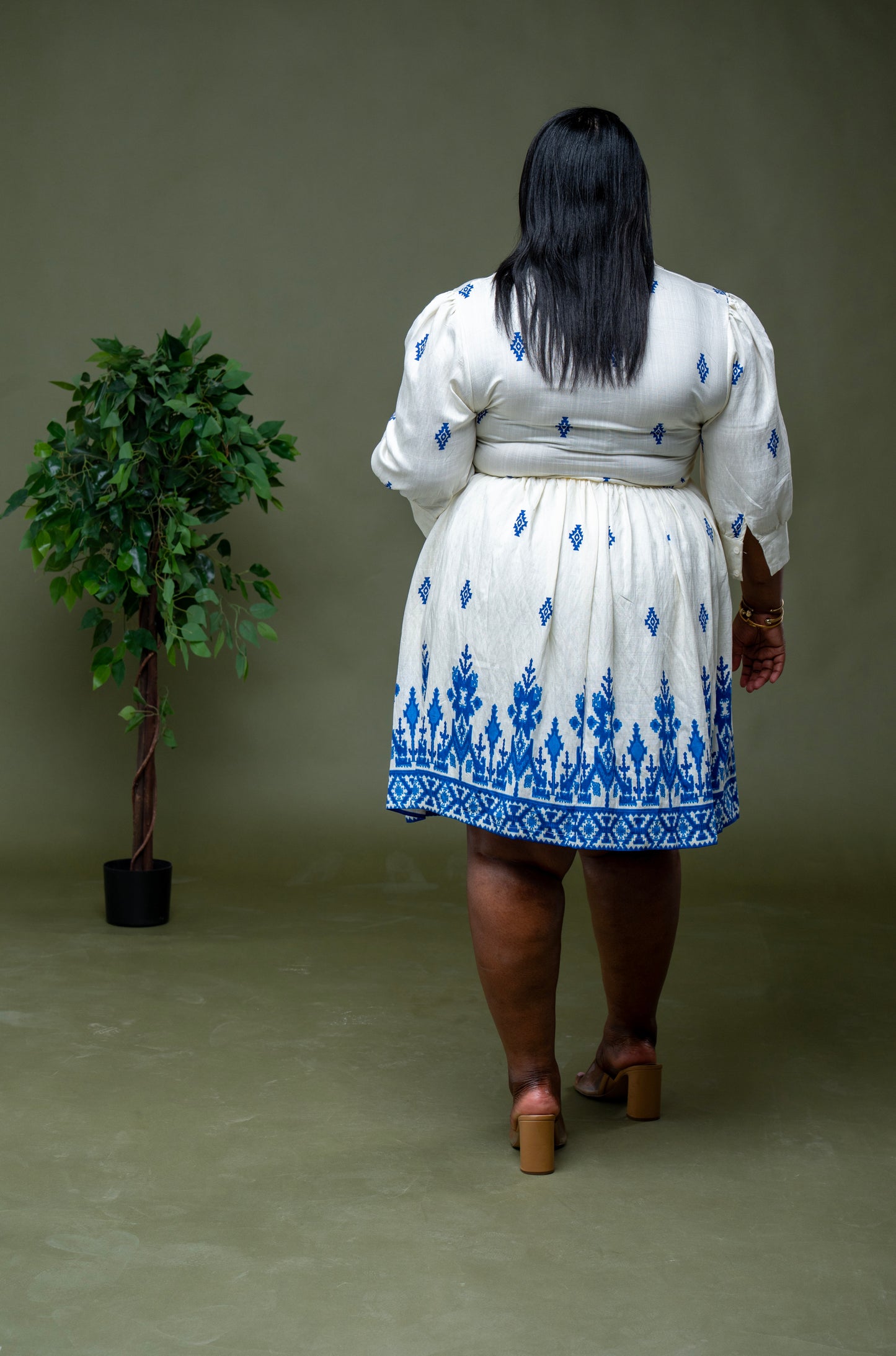 Capri Coast Shirt Dress || Ivory & Blue