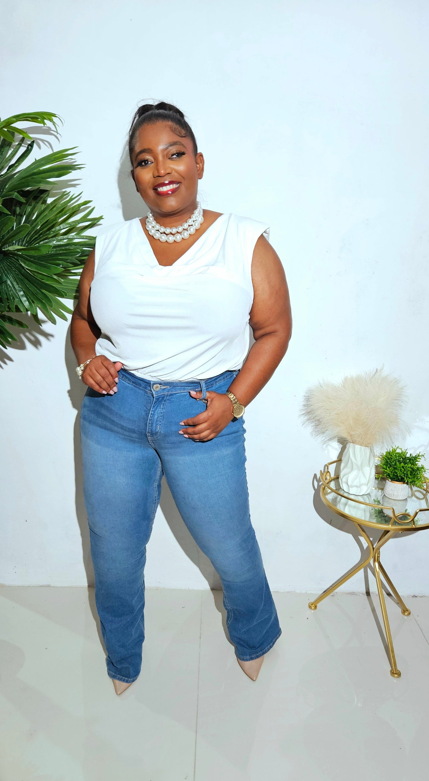 Sleek Cowl Neck Bodysuit || Off White