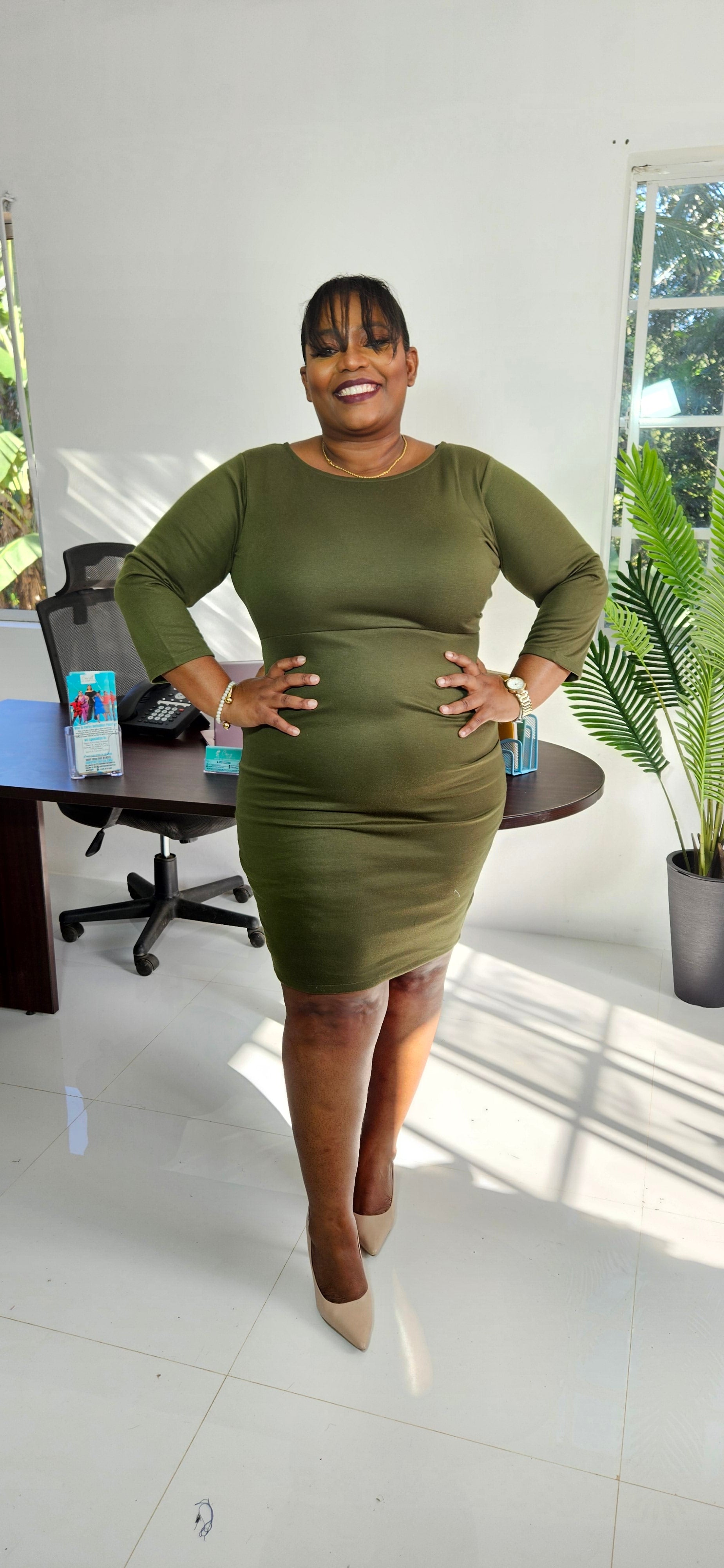 olive green pencil dress Vy m
