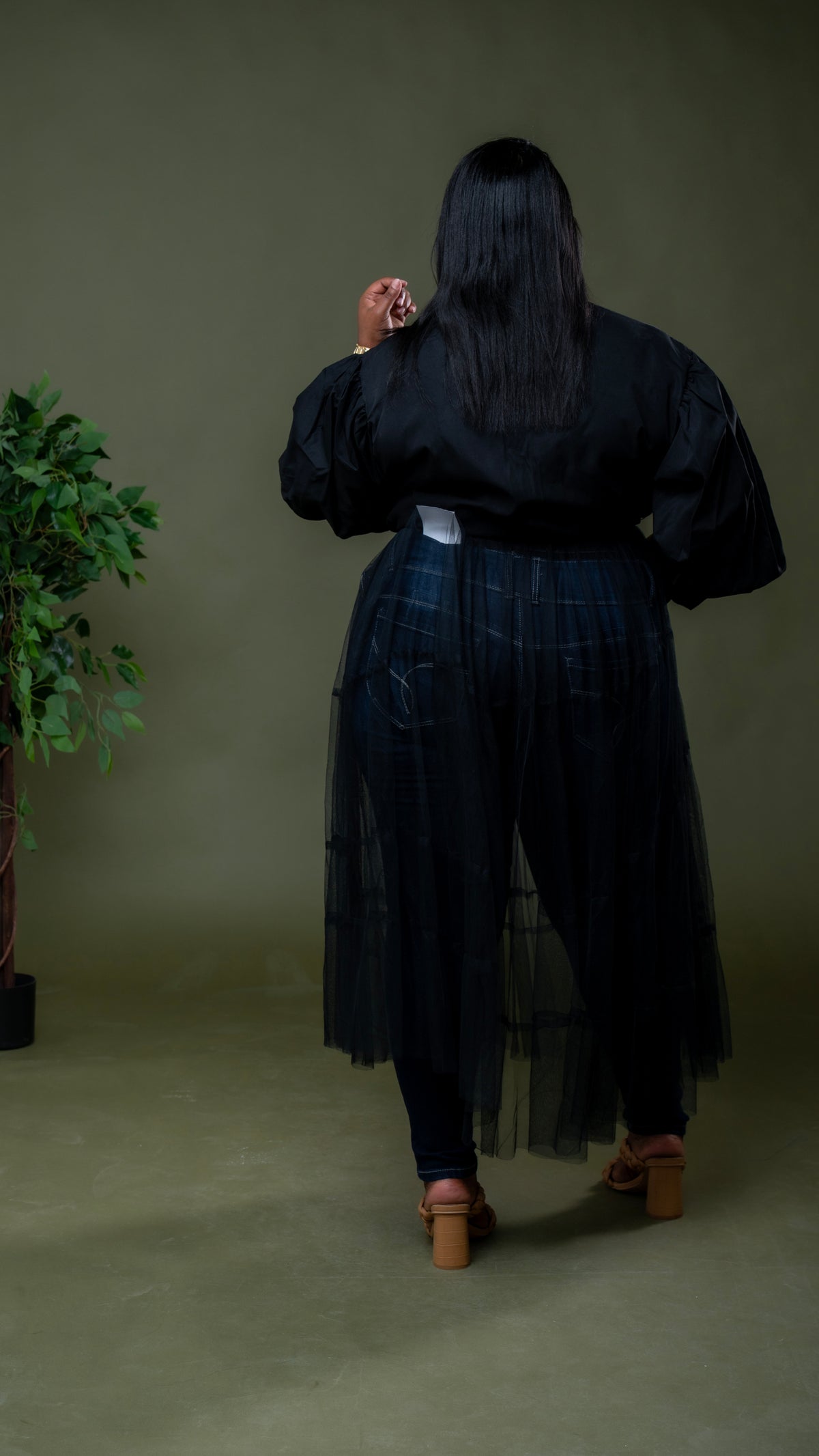 Tulle Be Told Cascade Top || Black