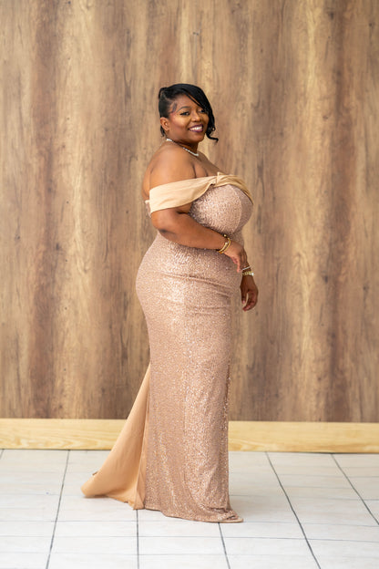 Champagne Kisses Sequin Gown || Gold