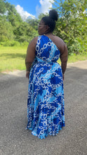 Load image into Gallery viewer, Kita Chain Print Maxi Dress
