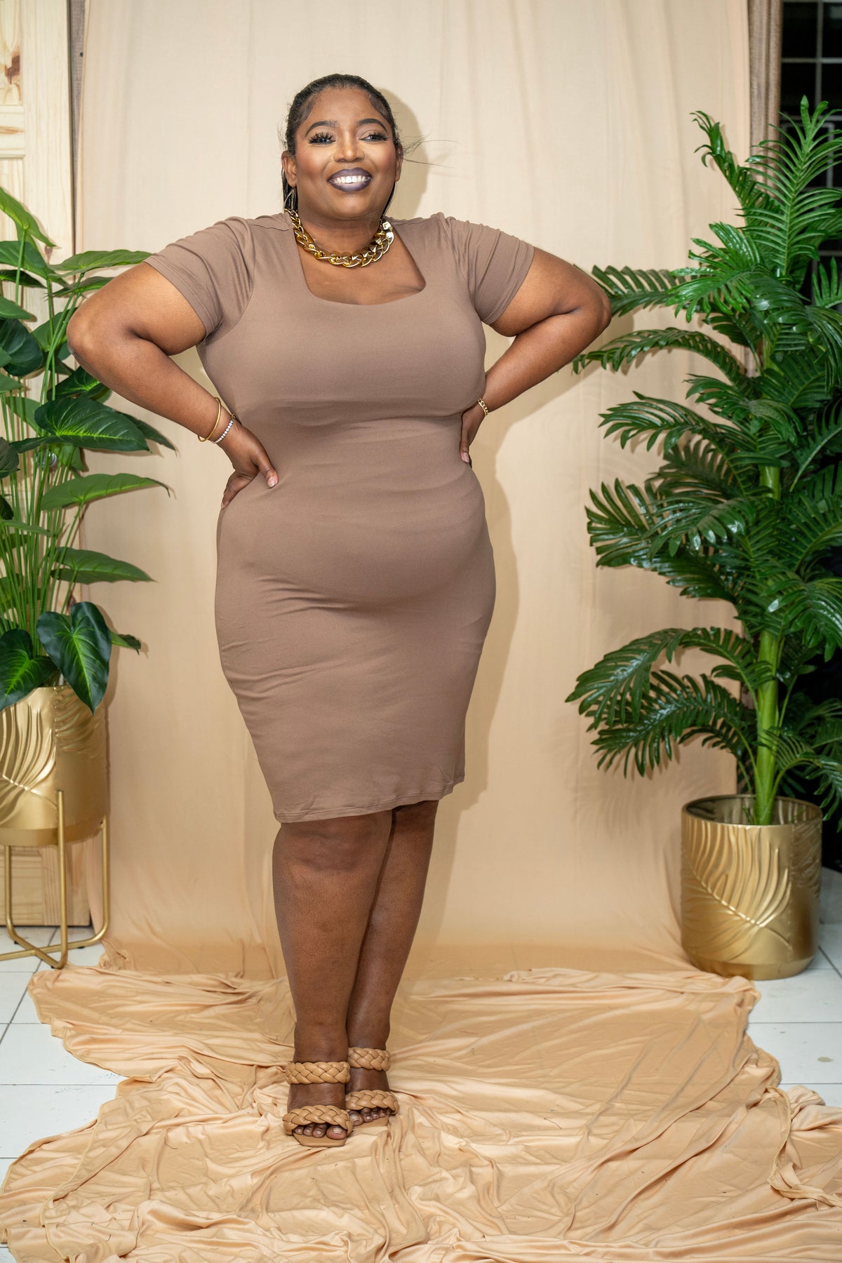 The Essential Babe Midi Dress || Chestnut