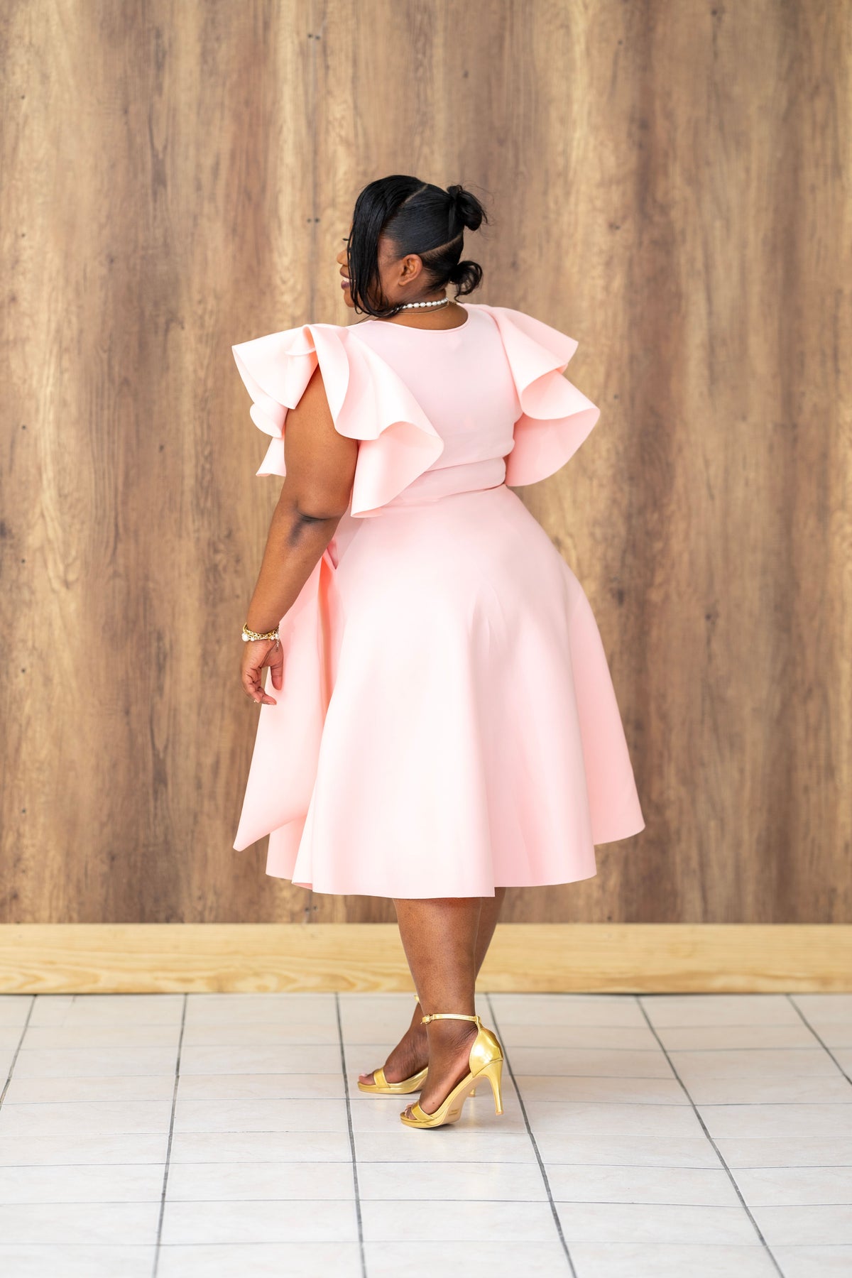 Simply Divine Midi Dress || Peach Pink