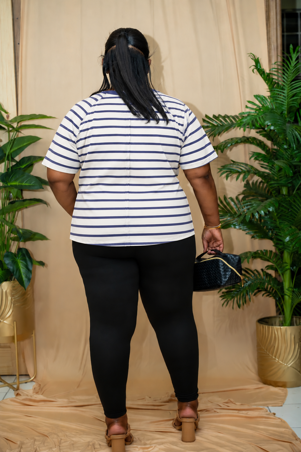 Tayzia Crew Neck Strip Top || Navy & White