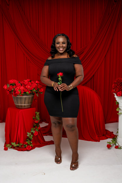 Chic Ribbed Off-Shoulder Dress || Black