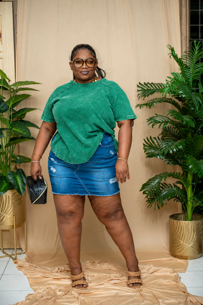 Frenchie Curved Hem Top || Forest Green