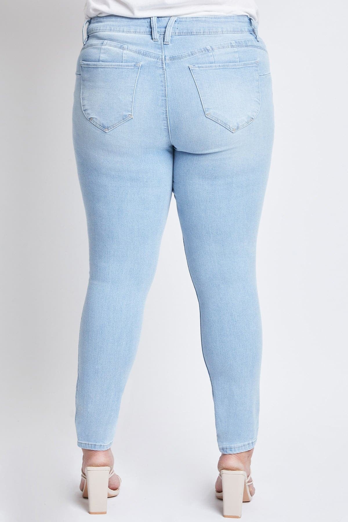Wanna Betta Butt High Rise Skinny Jeans || Light Blue