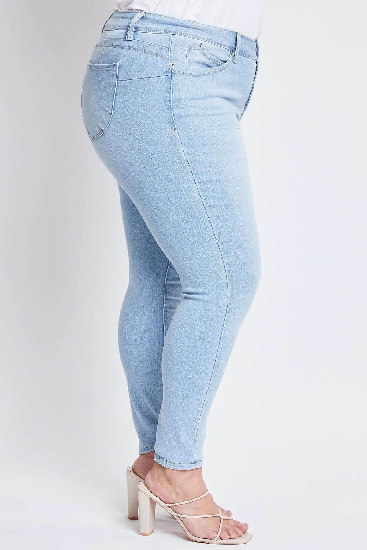 Wanna Betta Butt High Rise Skinny Jeans || Light Blue