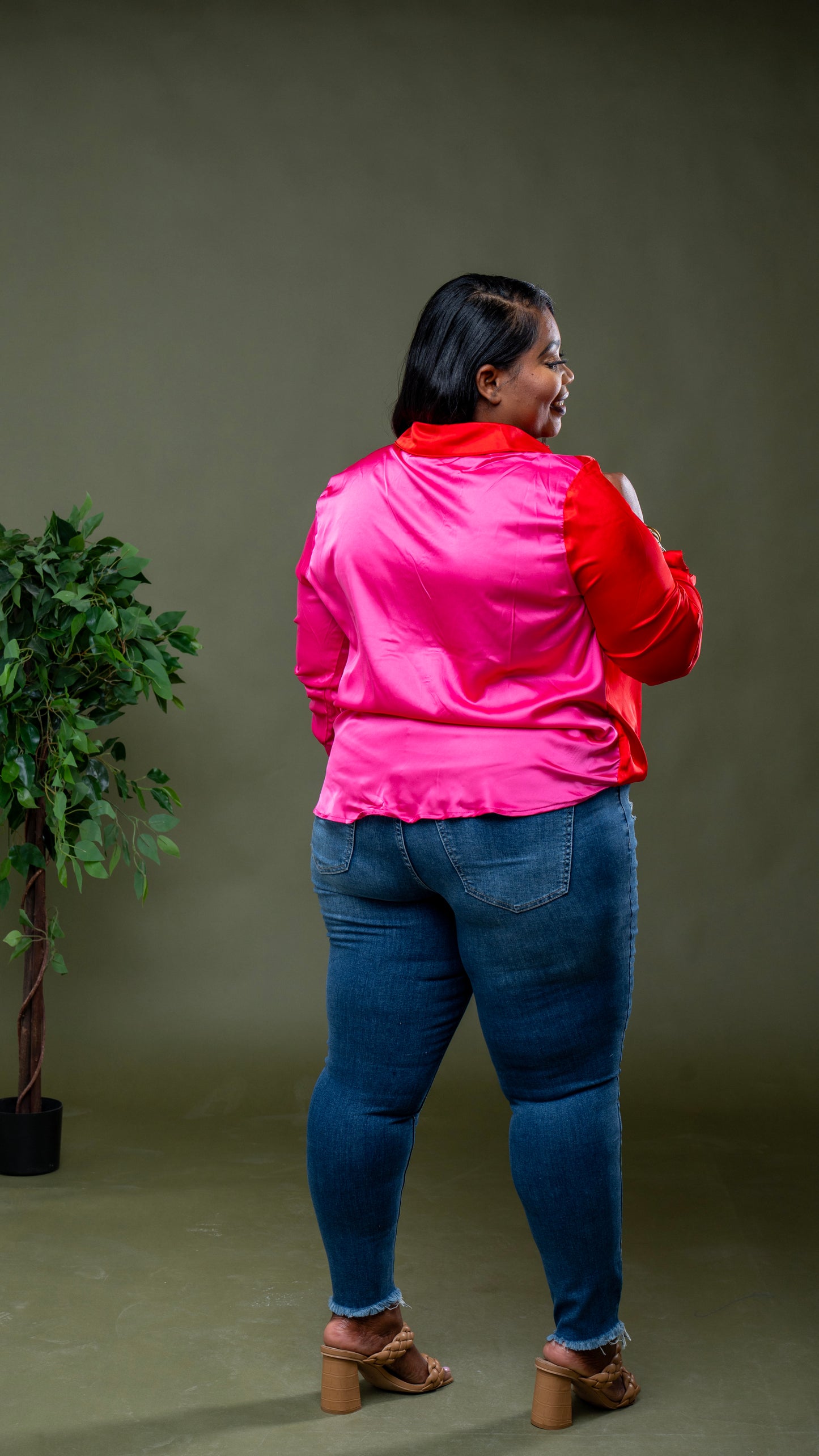 Yin & Chic Blouse || Fuchsia-Orange Red