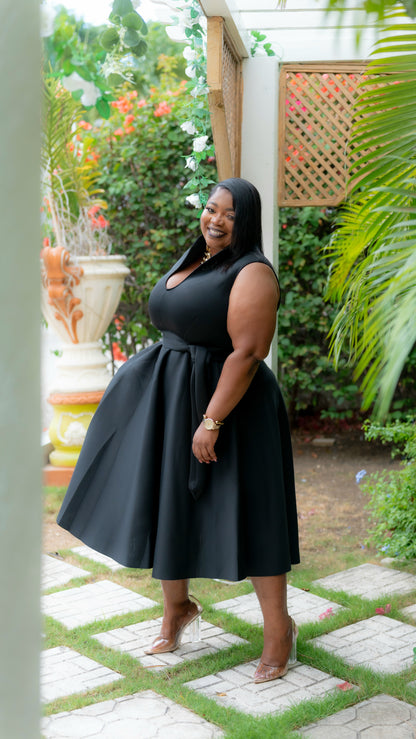 Pure Grace Midi Dress || Black