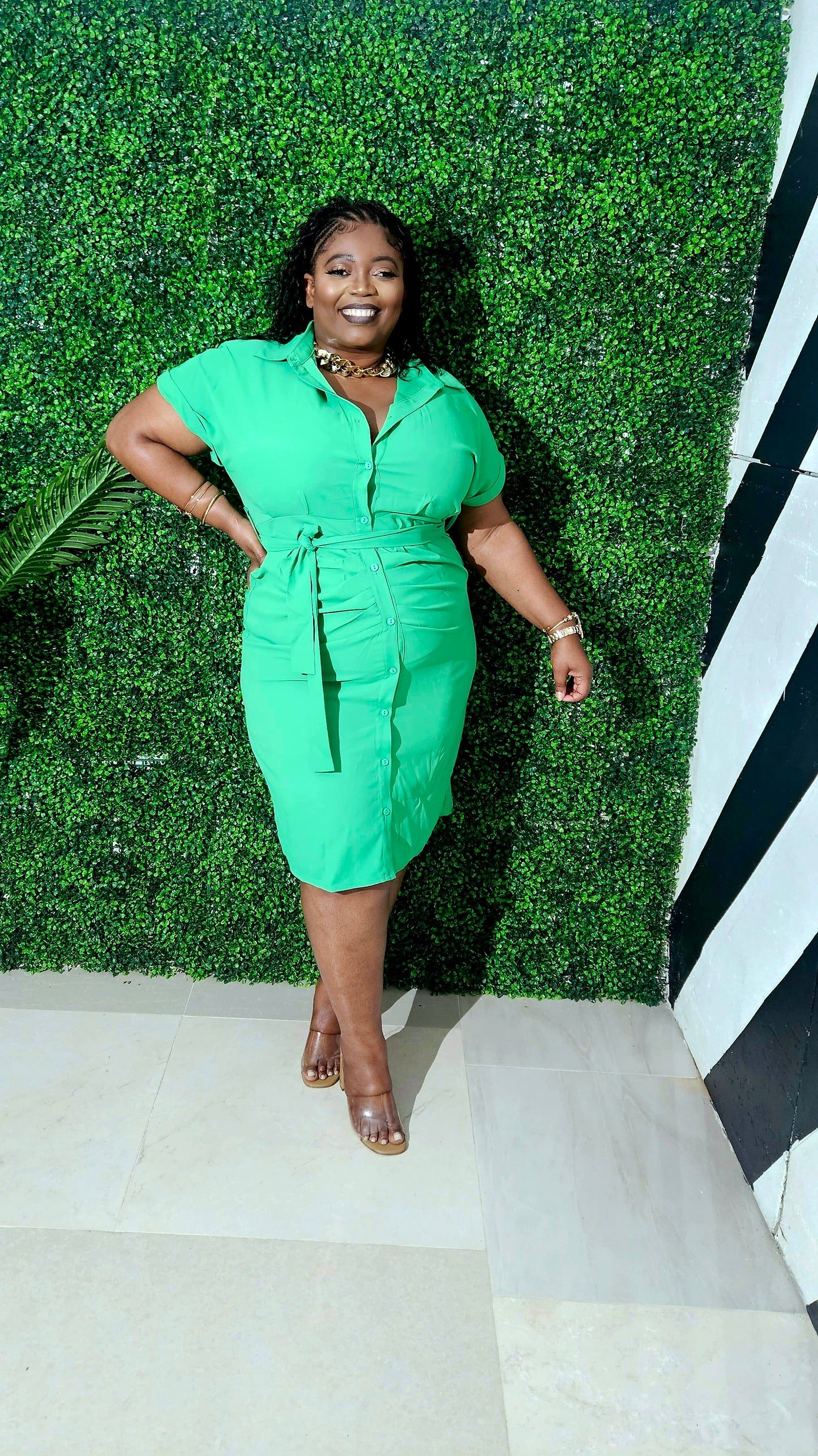 Baley Buttoned Midi Dress || Green Tea