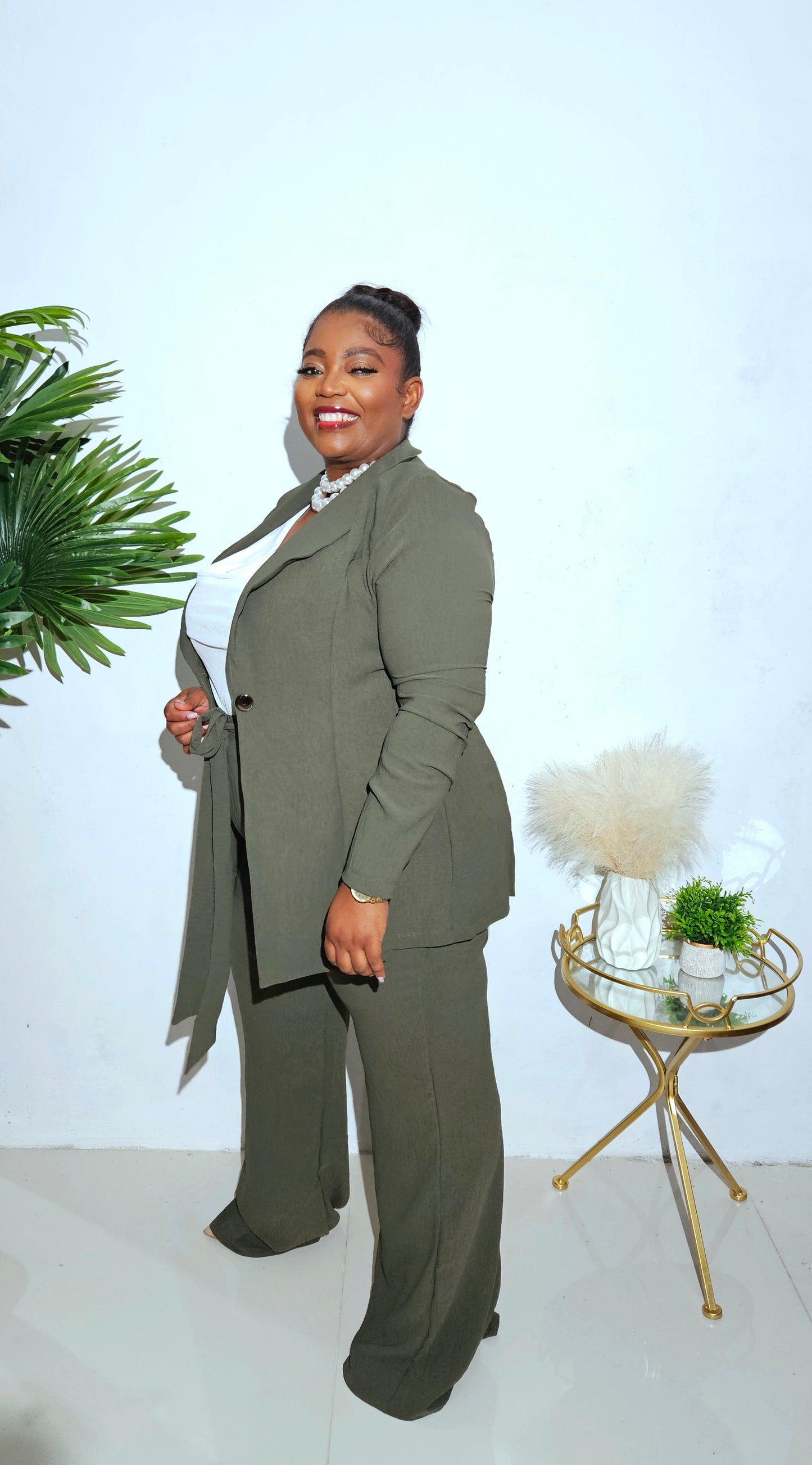 Boss Aura Suit || Olive