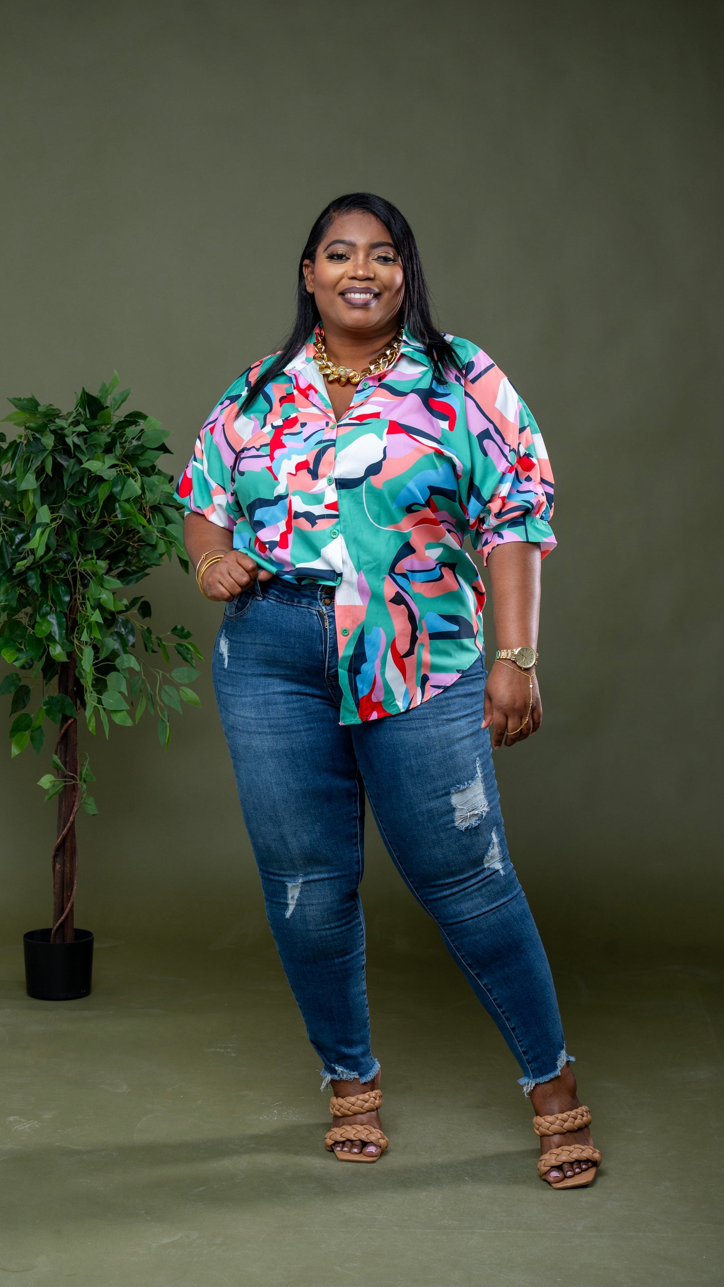 Paint the Town Chic Shirt || Green Multi