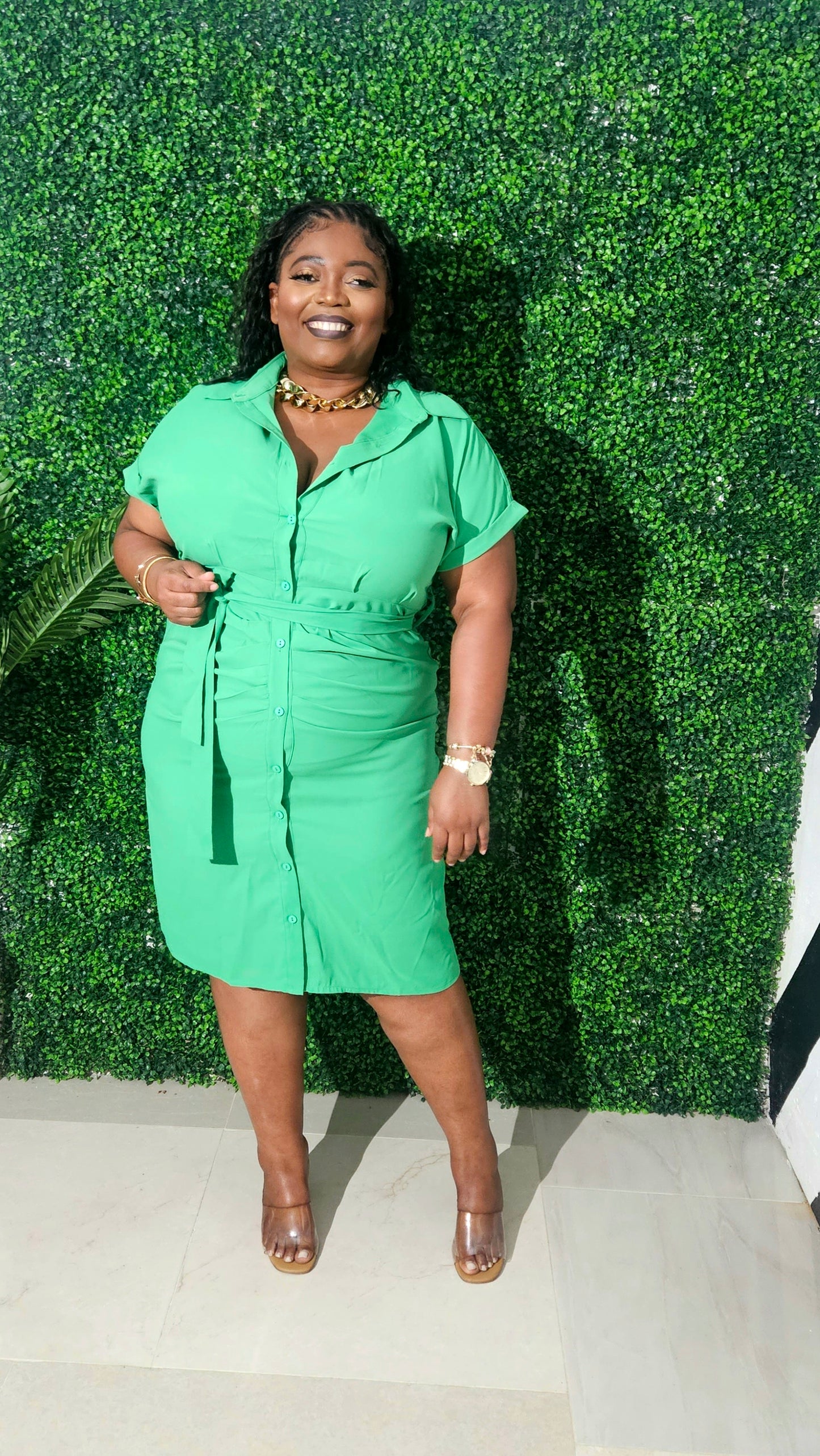 Baley Buttoned Midi Dress || Green Tea