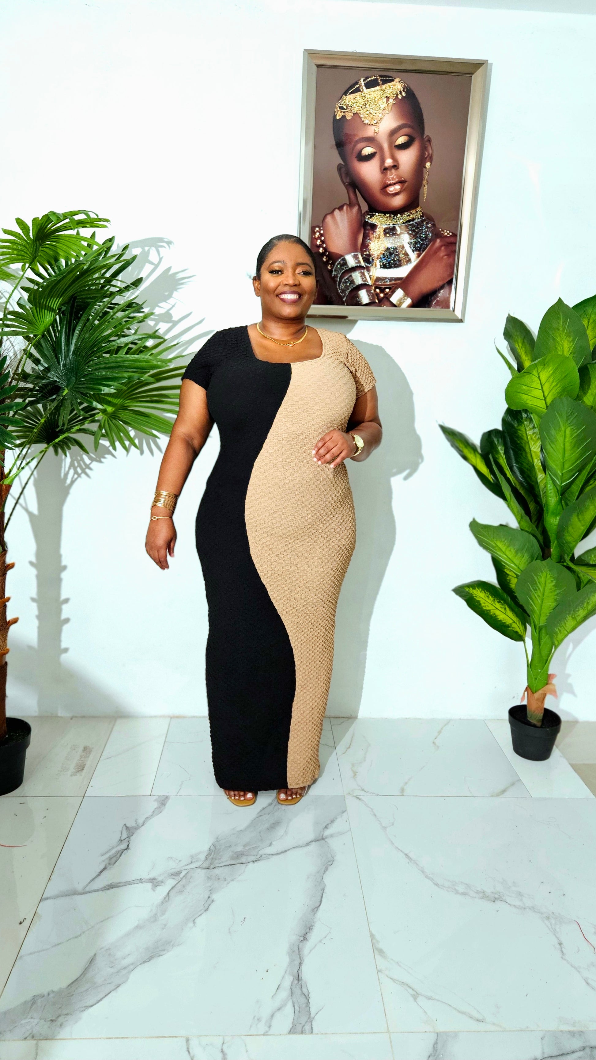 Two Tone Curve Contour Maxi Dress – Curvy Definition Plus Two Tone Curve Contour Maxi Dress – Curvy Definition Plus