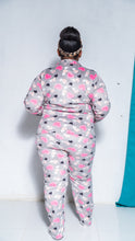 Load image into Gallery viewer, Plush Pajama 2pc Set || Grey Heart Print
