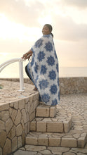 Load image into Gallery viewer, Gone with wind Kimono - Blue
